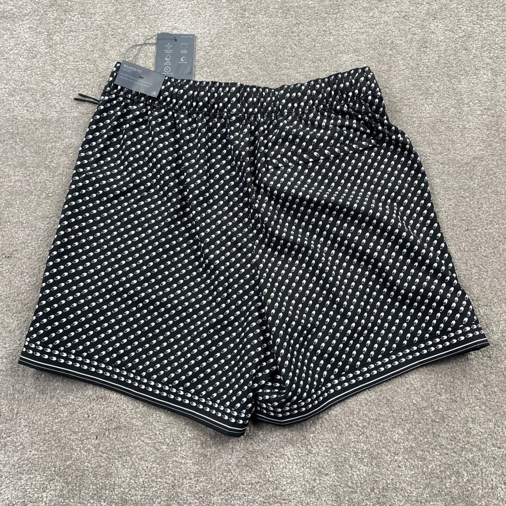 VRST Mens 6" Resort Short Pure Black Print Relaxed Fit Performance MAX251107PB S - Picture 2 of 10